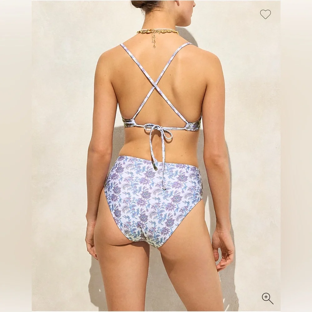 🩵 J. Crew Halle bikini top in Classic Sculpt 🩵